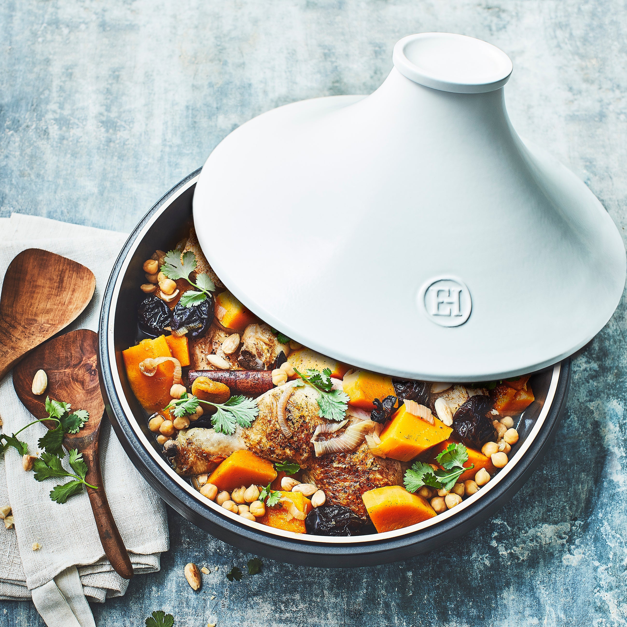 Global & Specialty Cookware