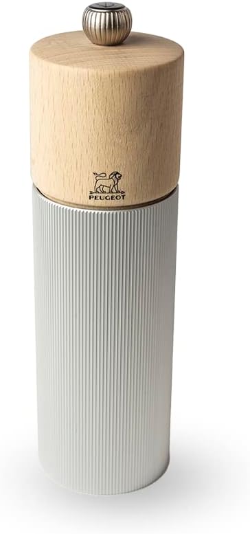 PEUGEOT - Line Pepper Mill - Classic Grind Adjustment - Aluminum and PEFC Certified Wood - Made in France - Natural Color. 18 cm-7"