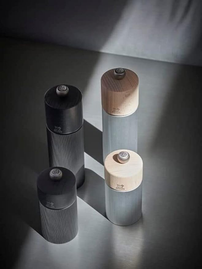 PEUGEOT-Line Pepper Mill - Classic Grind Adjustment -Aluminum and PEFC Certified Wood - Made in France- Carbon Color. 18 cm-7"