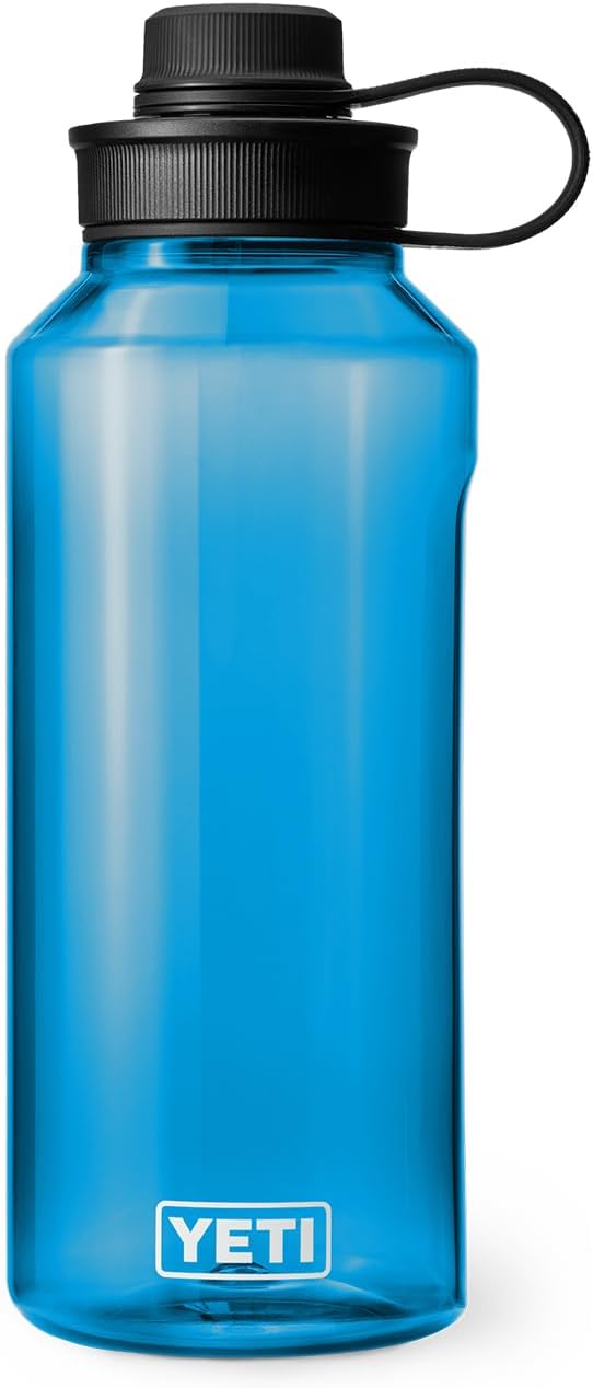 YETI Yonder Water Bottle with Yonder Tether Cap, Lightweight, Leakproof and BPA-Free
