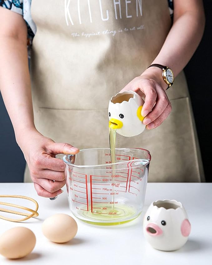 LuoCoCo Cute Egg Separator, Ceramics Vomiting Chicken Egg Yolk White Separator, Practical Household Small Egg Filter Splitter, Kitchen Gadget Baking Assistant Tool, Dishwasher Safe (Pink)