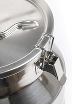 304 Stainless Steel Milk Can Large 12L-60L Capacity Milk Bucket Ice Buckets Bar Tools Wine Pail Bucket Milk Can Tote Jug with Sealed Lid Heavy Duty for Milk and Wine Liquid Storage (20L)
