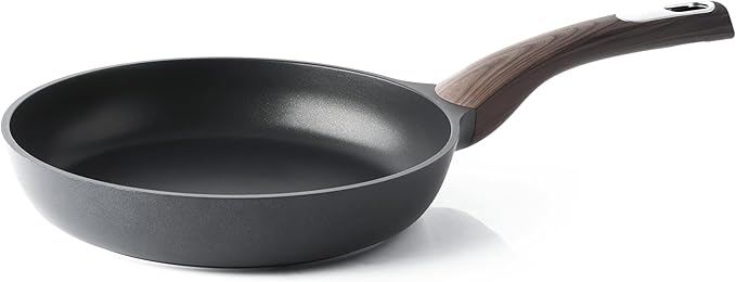 SENSARTE Nonstick Frying Pan Skillet, Egg pan, Omelette Pan, Healthy Cookware Chef's Pan, PFOA Free, 9.5 Inch, Black