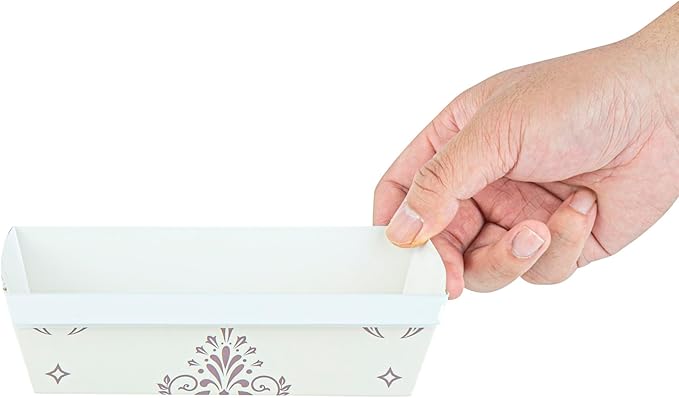 Restaurantware Loaf Pan 100 Pack of 13 oz Paper Baking Mold Bread Baking Mold Disposable Design Oven-Safe Greaseproof Ideal for Quick Breads and Pound Cakes