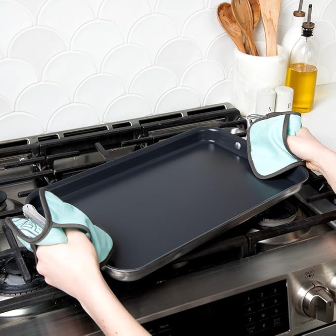 Nordic Ware Double Burner High-Sided Formed Griddle with 2 Oven Hot Pads