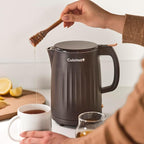 Cuisinart Soho 1-Liter Double Wall Electric Hot Water Kettle, Tea Kettle with Stainless Steel Interior, One Touch Operation to Boil Water for Tea, Hot Cocoa, or Instant Oatmeal, CK-10BK, Black