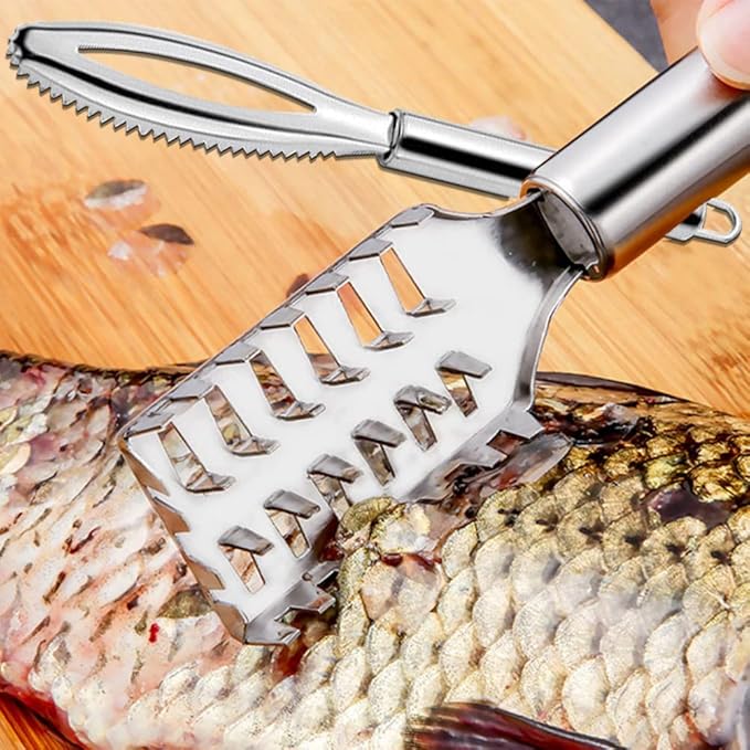 Fish Scaler Remover, Fish Scales Scraping Tool, Fishes Scaler Scraper with Grip Handle Fast Cleaning Skin Steel Brush Fishes Peeling Scraper(COLOR:Silver)