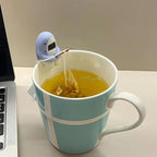 Creative Shark Shape Tea Infuser, Loose Leaf Tea Strainer, Funny Animal Shaped Tea Filters Gift for Tea Drinkers Shark Accessories Tea Lovers Accessory ﻿