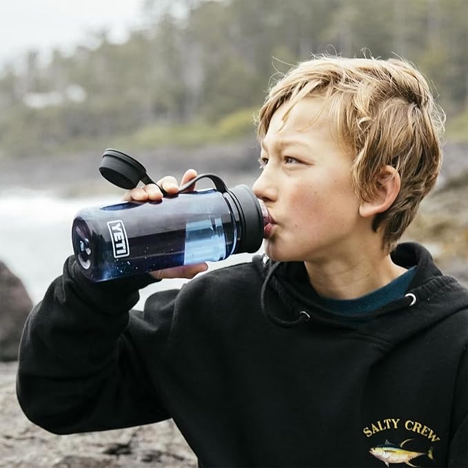 YETI Yonder Water Bottle with Yonder Tether Cap, Lightweight, Leakproof and BPA-Free