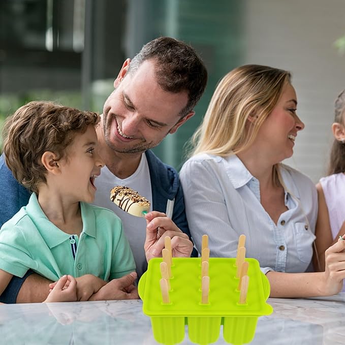 Silicone Ice Lolly Mold 12-grid Ice Treat Maker with Sticks, Flexible Non-stick Ice Cream Making Tool for Homemade Chilled Desserts, Green Color, Kitchen Specialty Gadget