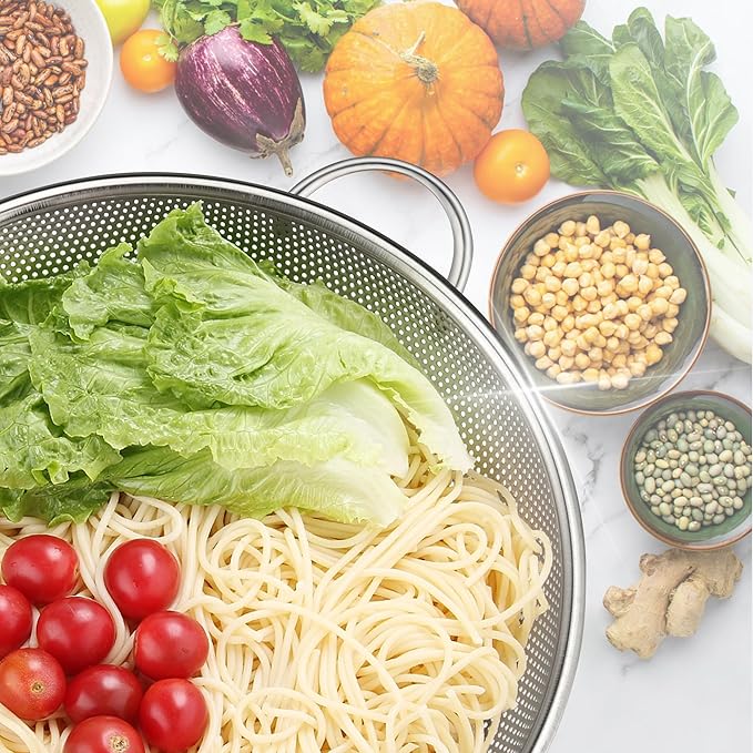 Gulex Colander Stainless Steel 3-Quart, Metal Strainer with Base, Strainer for Kitchen Food, Dishwasher Safe