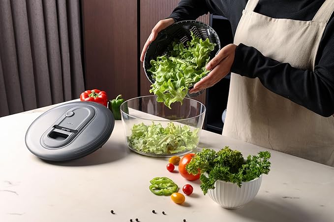 Zyliss Easy Spin Salad Spinner - Fruit & Veggie Dryer - Produce Spinner & Cleaner for Salad Prep - Dishwasher-Safe Kitchen Essential - Non-Slip Bowl with Pull Handle - Stainless Easy Spin Small