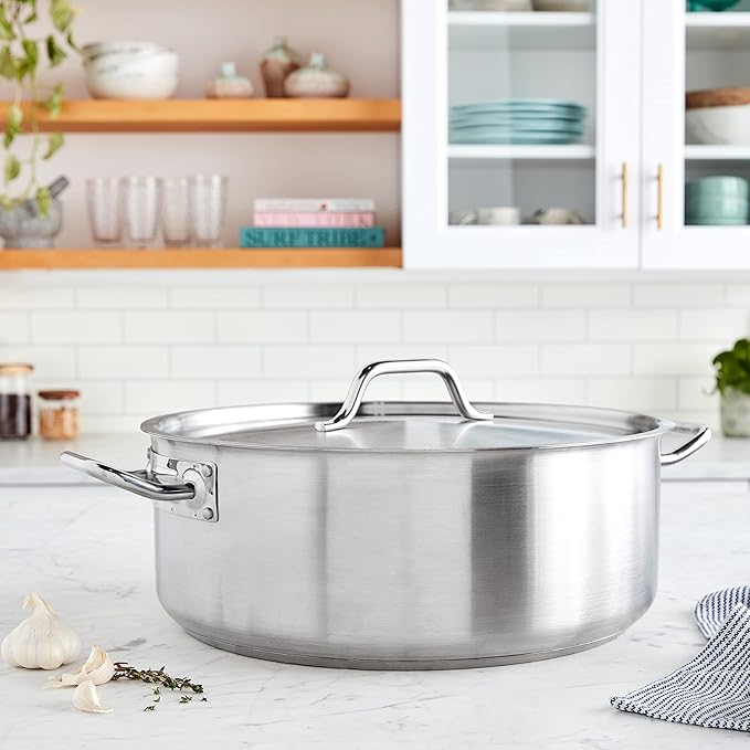 Winco Commercial-Grade Stainless Steel Brazier with Lid, 20 Quart