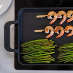 Maverick 22-Inch Preseasoned Carbon Steel Griddle, 4mm Heavy-Duty Flat Top Grill Pan with Raised Edges & Integrated Handles