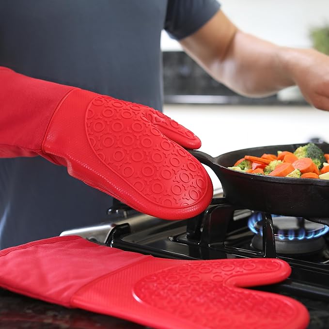 BPA-Free Silicone Oven Mitts Ultra Heat Resistant up to 500°F - Oven Mitts with Thick Cotton Liner - Long Slip Resistant Pot Holders, Flexible Oven Gloves - Canyon Red 13.7