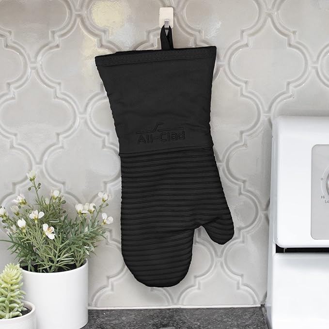 All Clad Silicone Oven Mitt: Heat Resistant up to 500 Degrees - 100% Cotton & Silicone, 14"x7" Oven Mitt for Kitchen and Barbeque, 1-Pack, Black