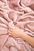 EverSnug Travel Blanket and Pillow - Ultra-Soft, Compact & Lightweight, 65x40 Inches, with Carry Case, Luggage Sleeve & Backpack Clip for Airplane Comfort (Light Pink)