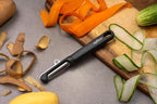 Zyliss Swivel Peeler – Ultra-Sharp Stainless Steel Blade for Potatoes, Carrots & Soft Fruits – Ergonomic Wheatstraw Grip – Built-in Eye Cutter & Safety Cover – Dishwasher Safe – Vegetable Peeler