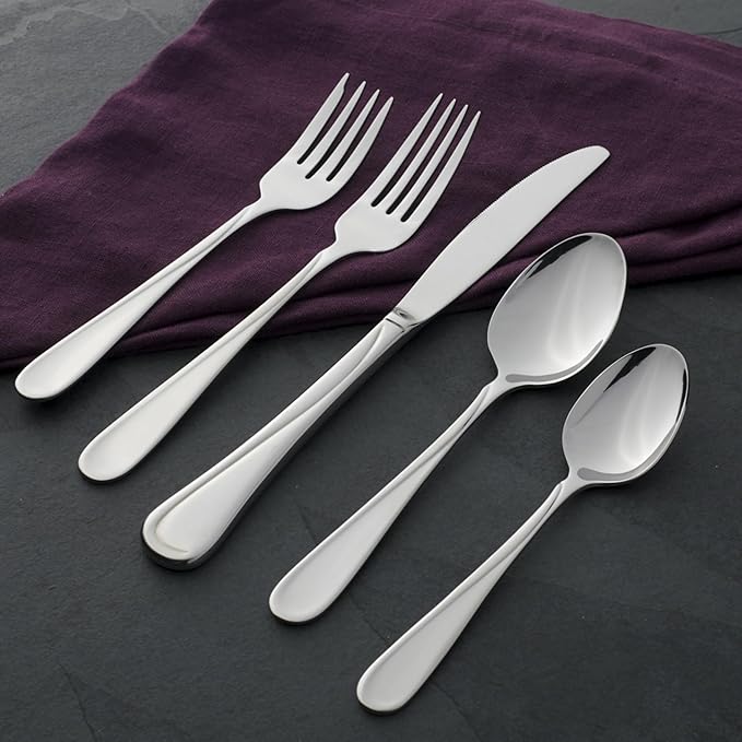 Oneida Silverware Set, Flight Everyday Flatware Dinner Spoons Set, Service For 4, Rust Resistant 18/0 Stainless Steel, Dishwasher Safe, Mirror Finish, Home And Kitchen Utensils Sets (Silver, 4 Piece)