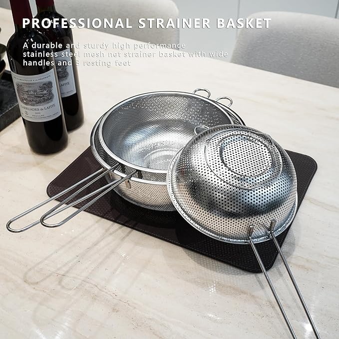 Metal Fine Mesh Strainer and Colander for Kitchen with Handle, Stainless Steel Pasta Strainer/Kitchen Funnel/Collander/Sifter for Strain/Wash Vegetables, Fruits, Spaghetti, Rice (7.8＂)
