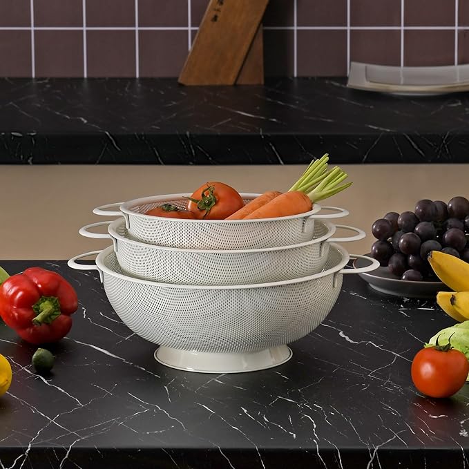 Stainless Steel Colander 3 Piece,Metal Strainer Basket with Solid Base and Handles for Kitchen Food,Pasta, Noodles, Vegetables and Fruits,Powder Coated,BPA Free,Dishwasher Safe,2 & 3 & 4.5 Qt (Cream)