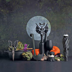 OTOTO Wine Stoppers & Pourer - Halloween Gifts for Wine Lovers, Spooky Wine Bottle Stopper, Wine Goth Accessories, Fun Kitchen Gadgets (Count Corkula)