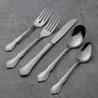 Oneida Silverware Set, True Rose Everyday Flatware Teaspoons Set, Service For 4, 18/0 Stainless Steel, 5.97 x 1.26-Inch, Dishwasher Safe, Mirror Finish, Utensils Set, Tea spoon (Silver, 4 Piece)