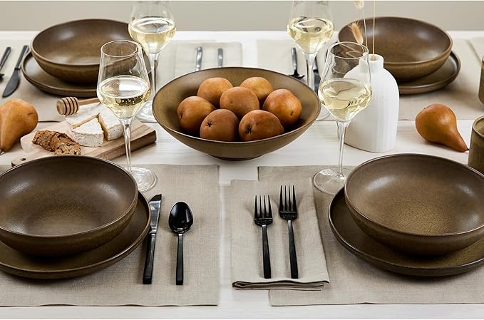 Solino Home Linen Natural Placemats Set of 4-100% Pure Linen Placemats 14 x 19 Inch for Holiday, New Year - Fete